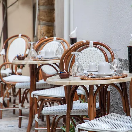 Szálloda La Plumeria