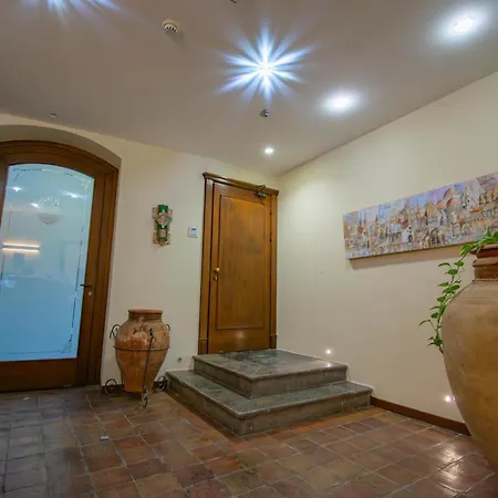 La Plumeria Hotel 4*