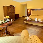 Hotel La Plumeria Cefalù