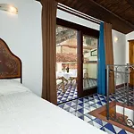 Hotel La Plumeria