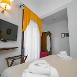 Hotell La Plumeria Cefalù