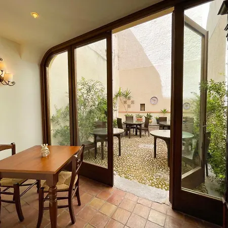 La Plumeria Hotel 4*