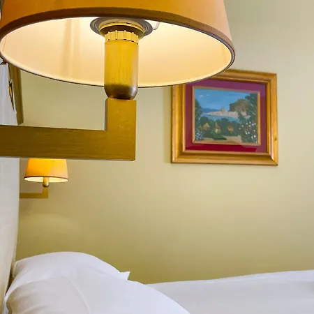 La Plumeria Hotel 4*