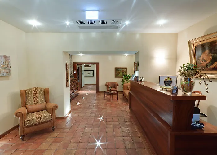 La Plumeria Готель Чефалу