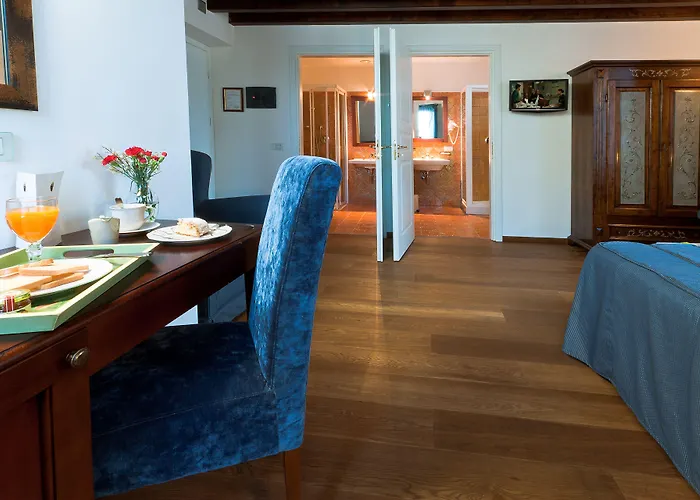 酒店 拉普露米丽雅酒店 4*