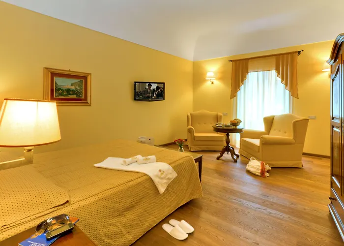 Готель La Plumeria 4*