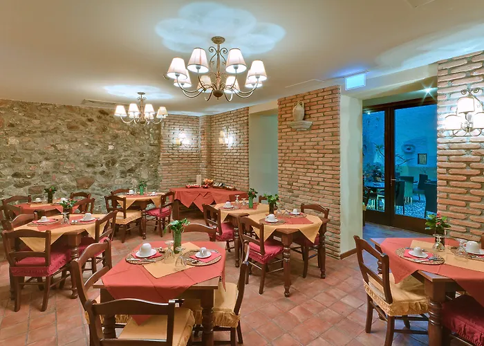 Готель La Plumeria 4*