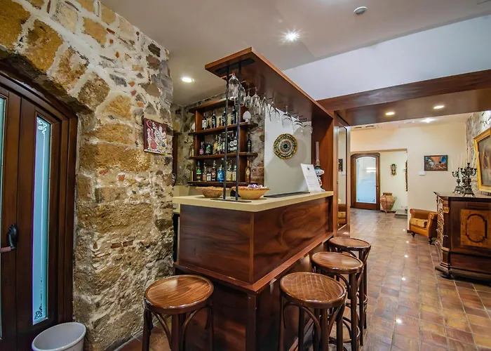 酒店 拉普露米丽雅酒店 切法卢