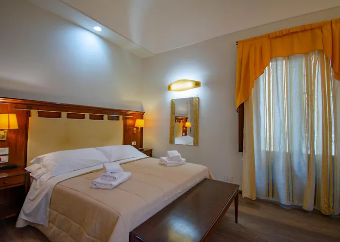 Готель La Plumeria 4*